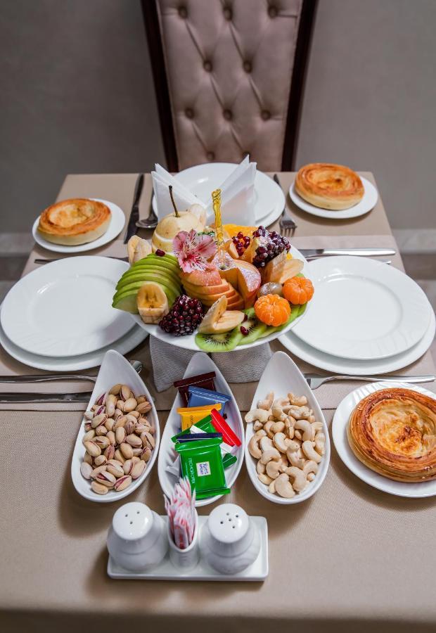 Art Deluxe Hotel Tashkent Ngoại thất bức ảnh